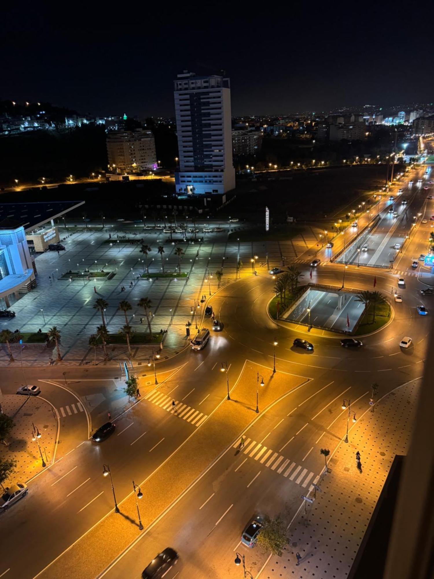 Luxury Apartment Near Tgv Station And The Beach Tanger Ngoại thất bức ảnh